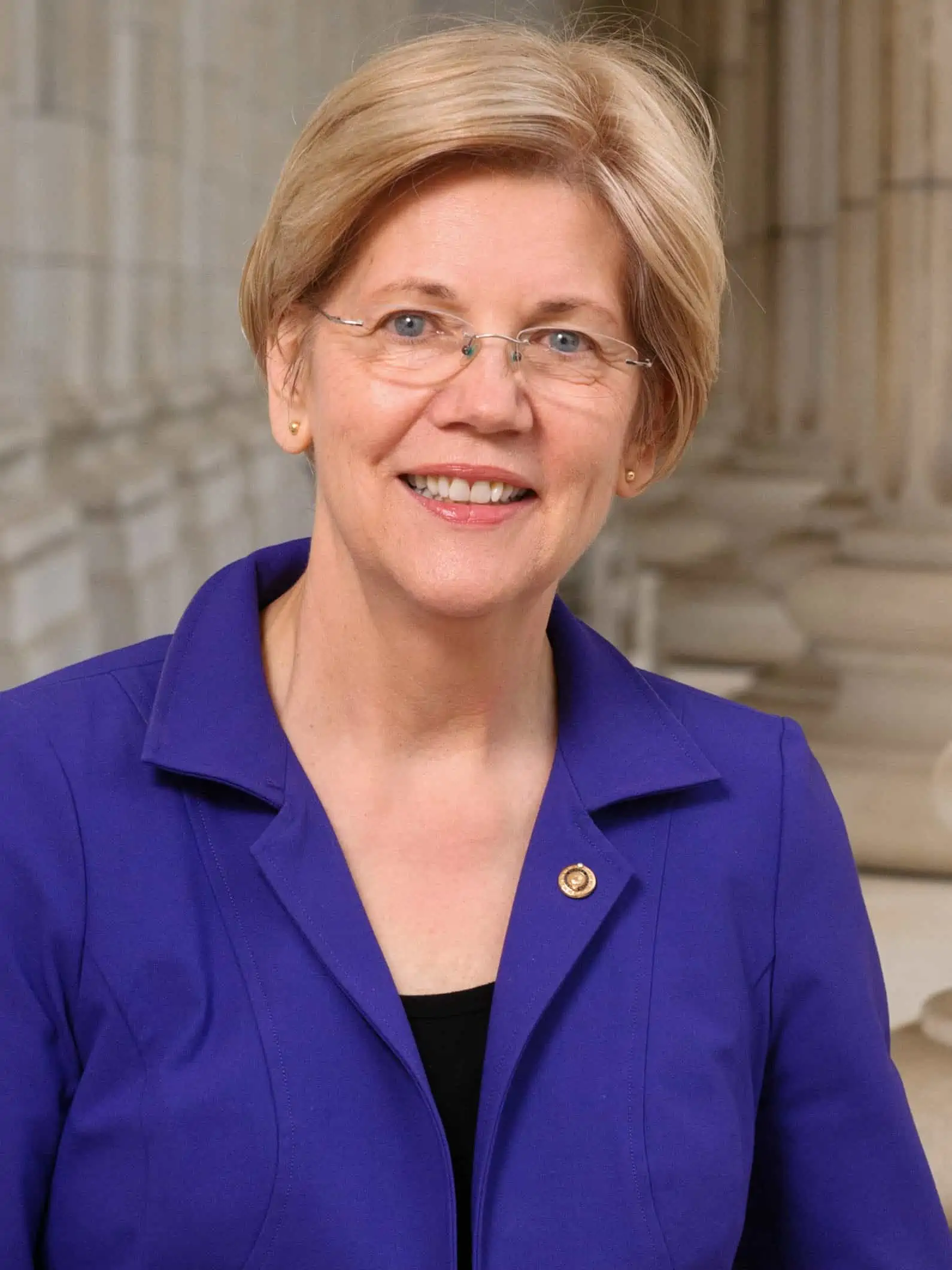 Elizabeth Warren 

Party: Democrat
Role: Senator from Massachusetts
Supports marijuana legalization on a federal level: Yes!