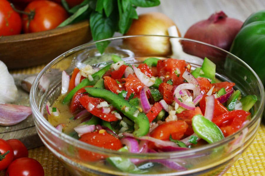 5 healthy cannabis-infused salads