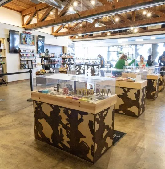 The reef cannabis dispensary in seaside california